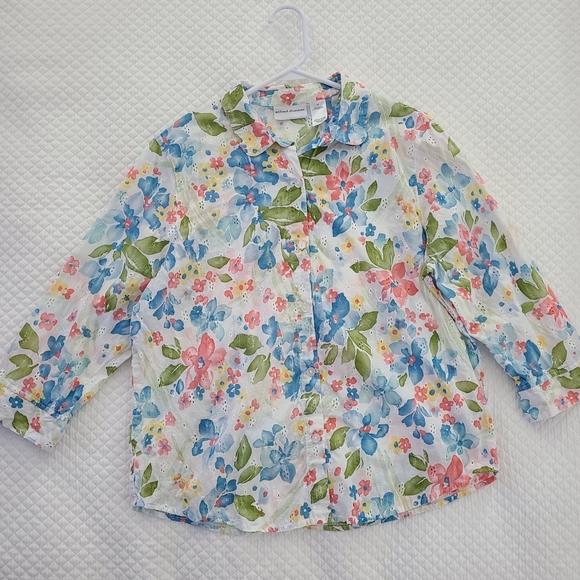 Alfred Dunner button-down floral blouse size 14. - Picture 2 of 8